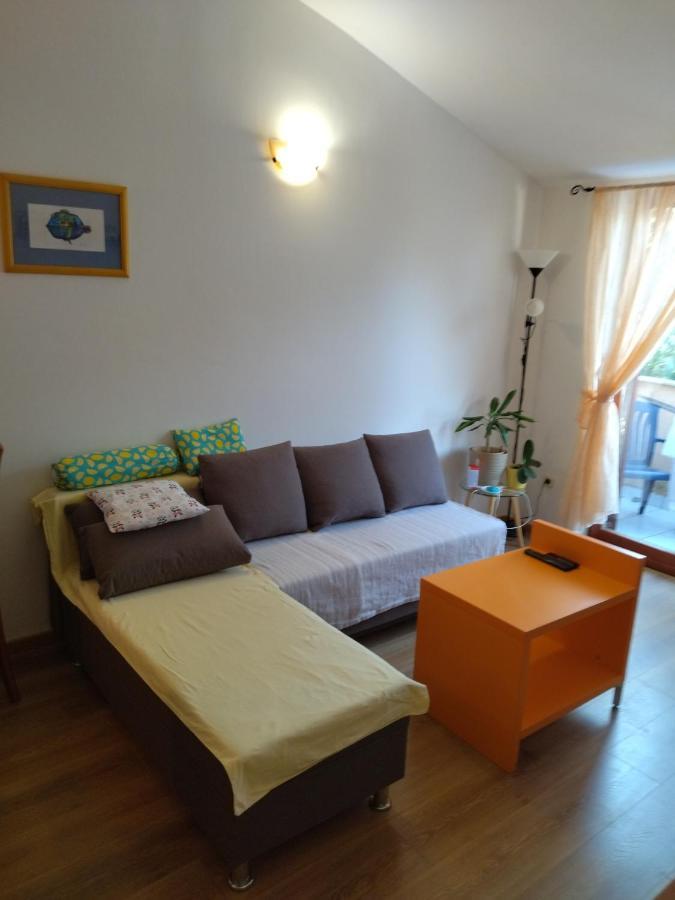 Graciela Apartment